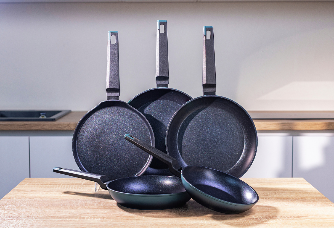 Сковорода блинная NEBULA 24см индукция 